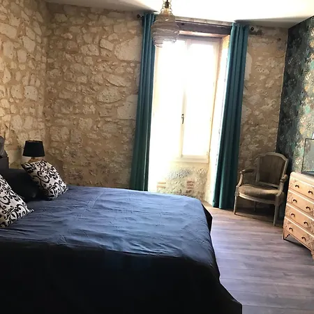 Logis De Chaumiac Сasa de vacaciones