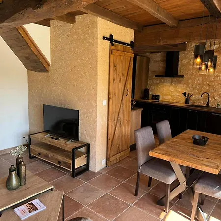 Logis De Chaumiac Сasa de vacaciones *