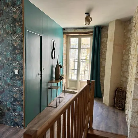 Logis De Chaumiac Bouniagues