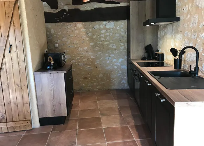 Logis De Chaumiac Bouniagues